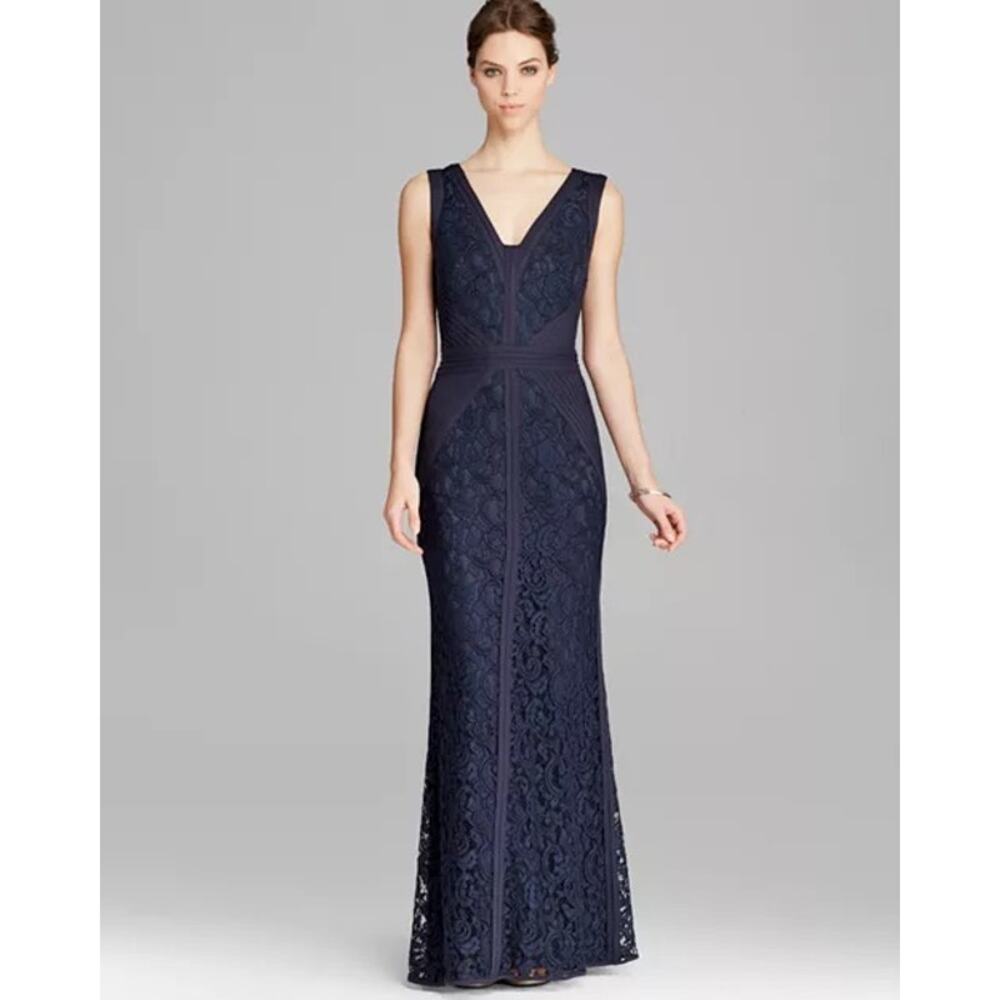Tadashi Shoji Long Sleeveless Structured V Neck Navy Lace Dress Size 4